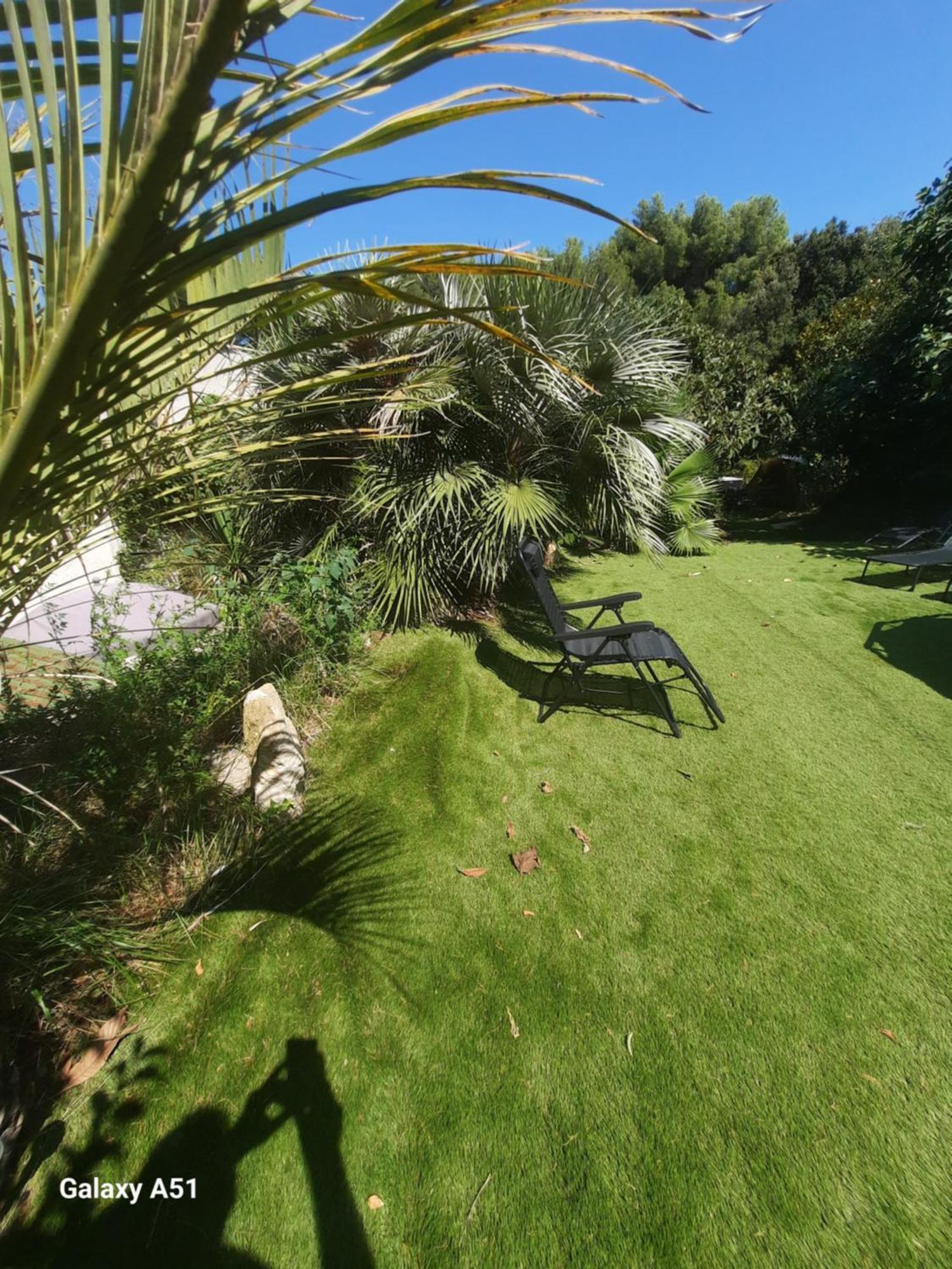 La Palmeraie Istres Exterior photo